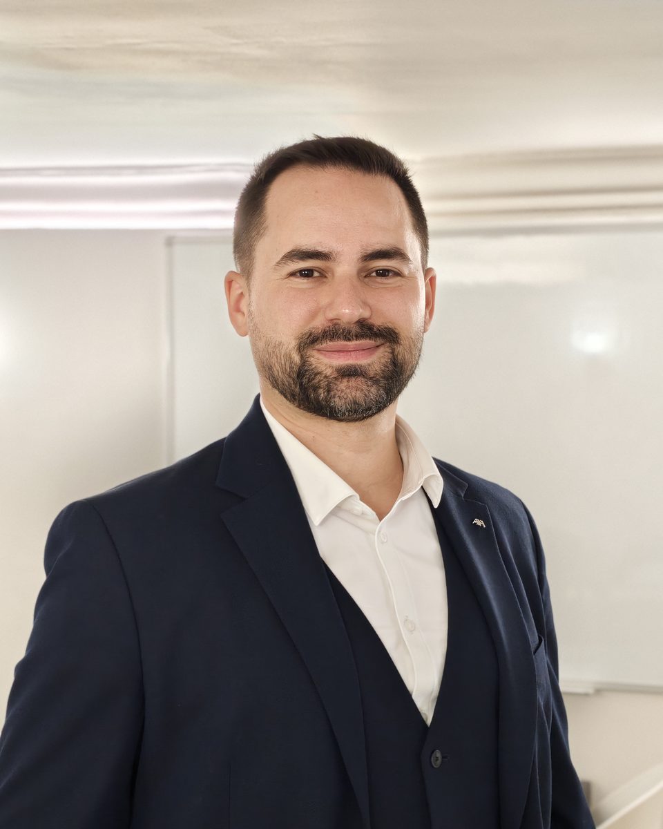 Marius Casa, Agent Général AXA Prévoyance & Patrimoine